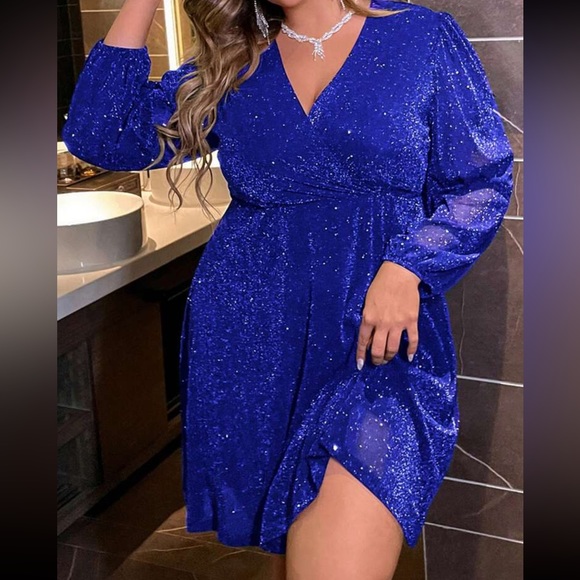 Luxe plus size lantern sleeve glitter party dress - Picture 2 of 16